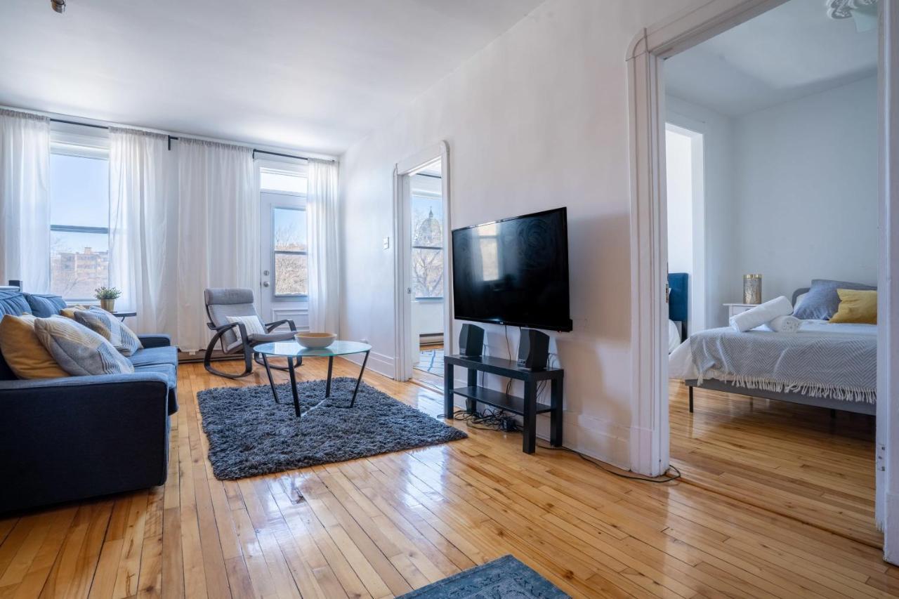 Beautiful 3 Beds Apt - 3mins From Metro *